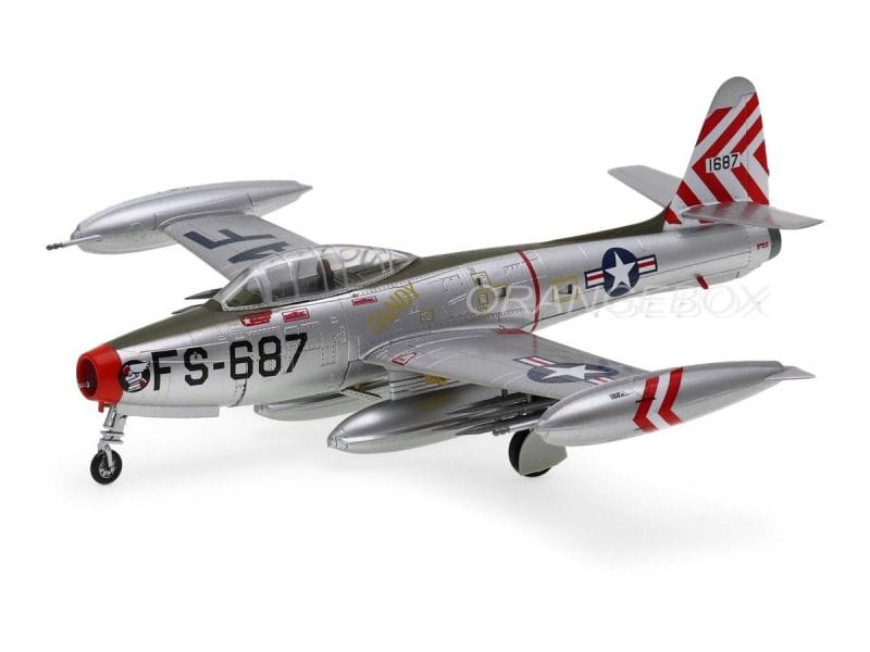 Avião F-84E