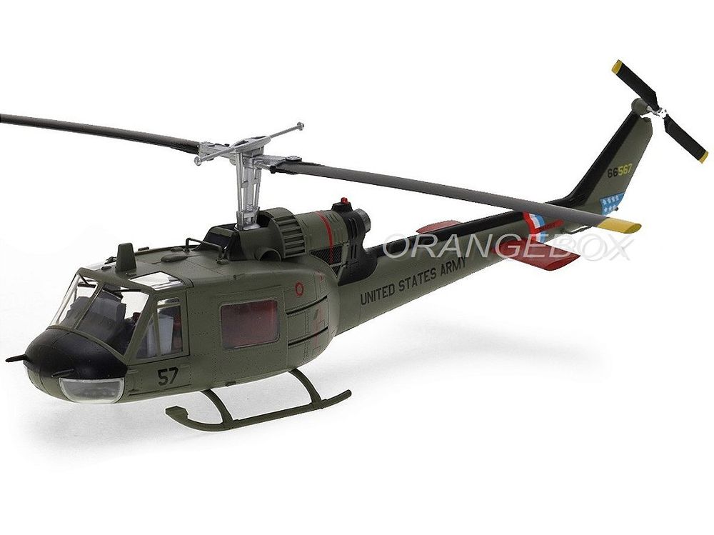 Helicóptero UH-1C Huey Hellicopter 1970