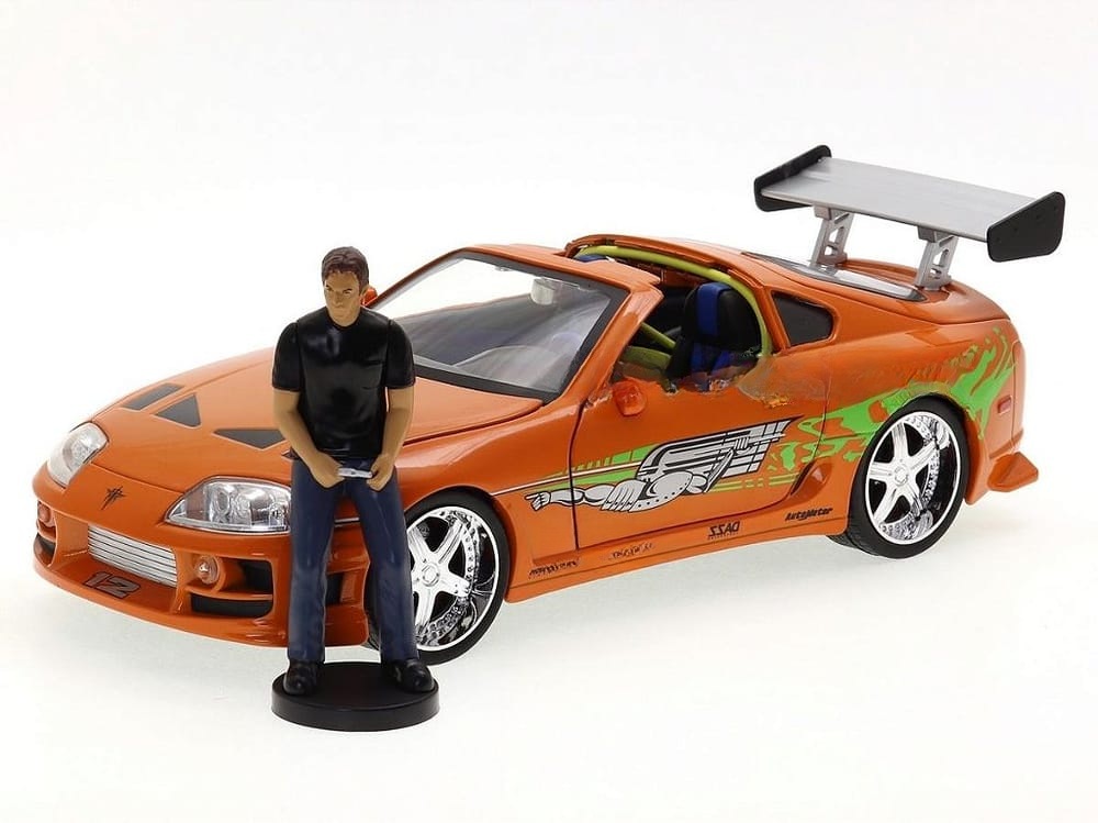 Toyota Supra 1995 Velozes e Furiosos + Figura Brian Jada Toys