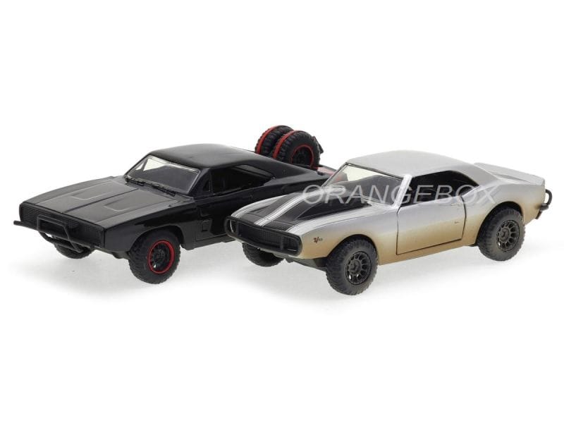 Kit Dom's Dodge Charger 1970 + Letty's Roman's Chevrolet Camaro 1967