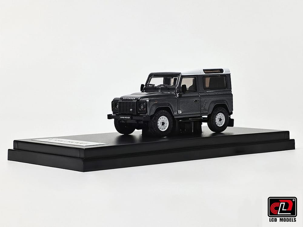 Land Rover Defender 90 V8
